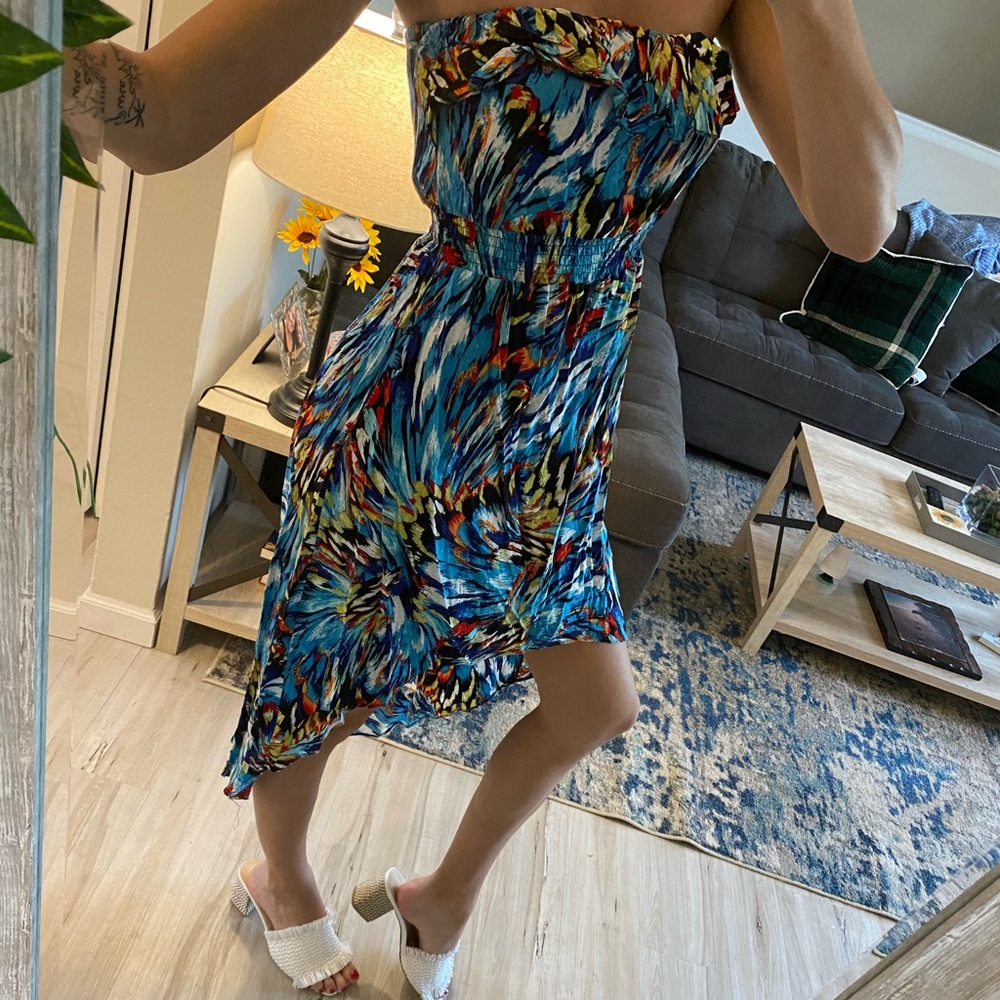 Strapless BoHo abstract pattern dress.